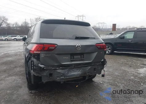 2020 Volkswagen Tiguan 2.0T Se/2.0T Se R-Line Black/2.0T Sel from USA, damaged, VIN 3VV2B7AX0LM034076